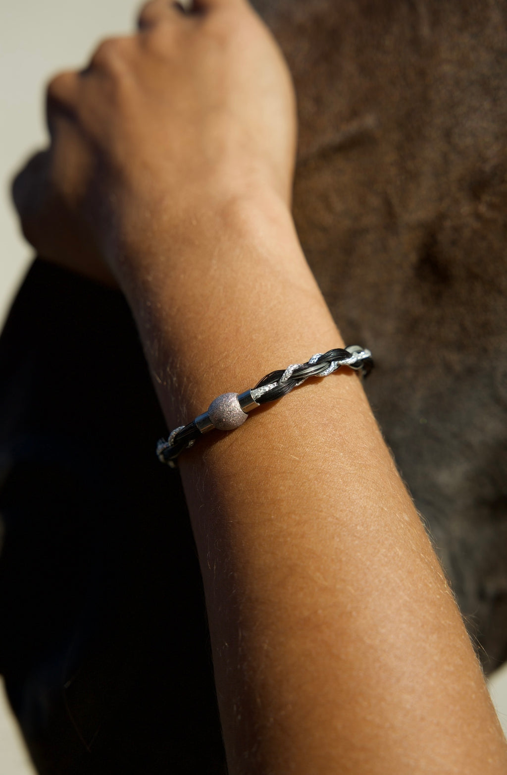Bracelet aimenté en crins de chevaux (Pré commande pour septembre)